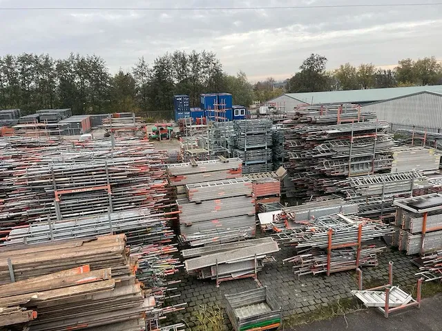 Layher / custer / dutch - allround - bouwsteigers - zeer grote partij stalen en aluminium steigermateriaal - afbeelding 67 van  88