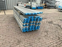 Layher loopplanken 3m steigermateriaal (32x) - afbeelding 2 van  4