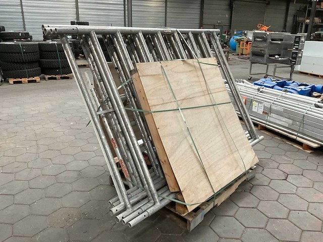 Layher rolsteiger - afbeelding 2 van  8