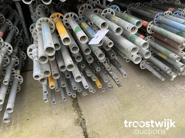 Layher staander in metalen bok - afbeelding 6 van  6