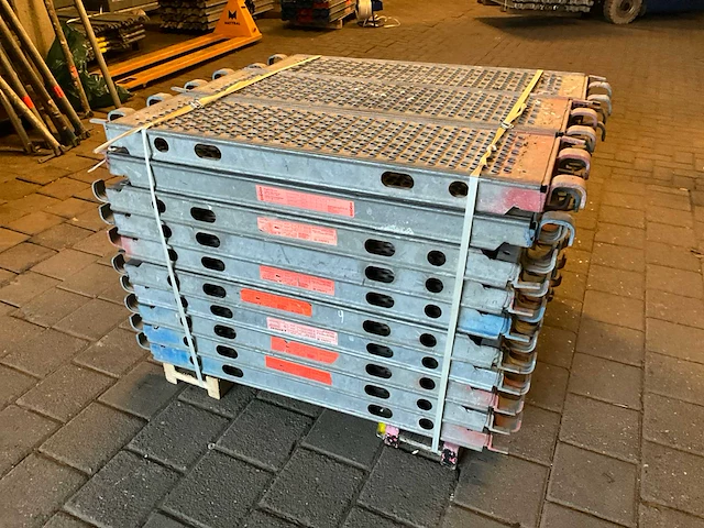 Layher stalen steigerplank (109x32 cm) (30x) - afbeelding 2 van  5