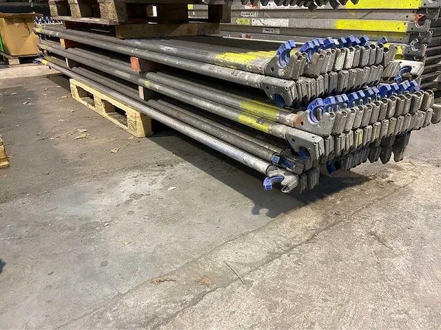 Layher steiger schoor diagonaal (76x) - afbeelding 1 van  2