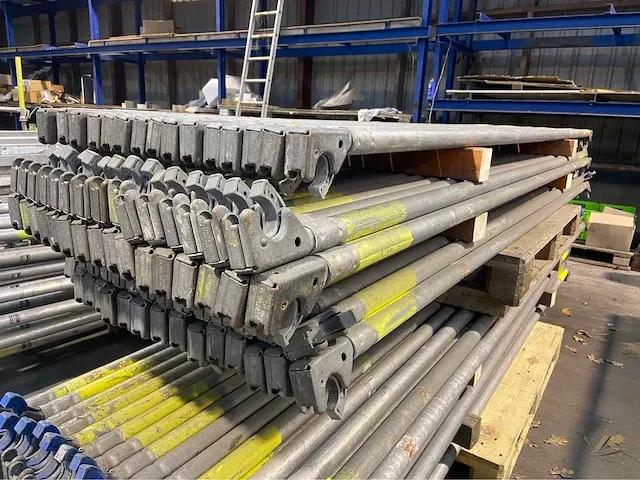 Layher steiger schoor horizontaal (44x) - afbeelding 1 van  3