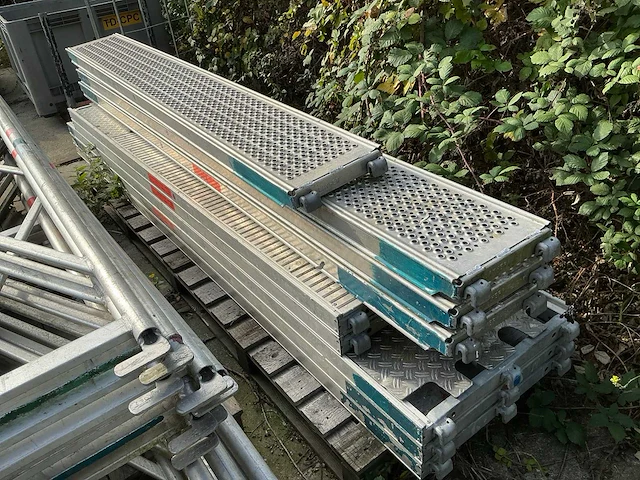Layher steiger - afbeelding 7 van  9