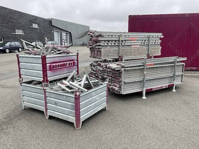 Layher steigervlonders (70x) - afbeelding 1 van  12