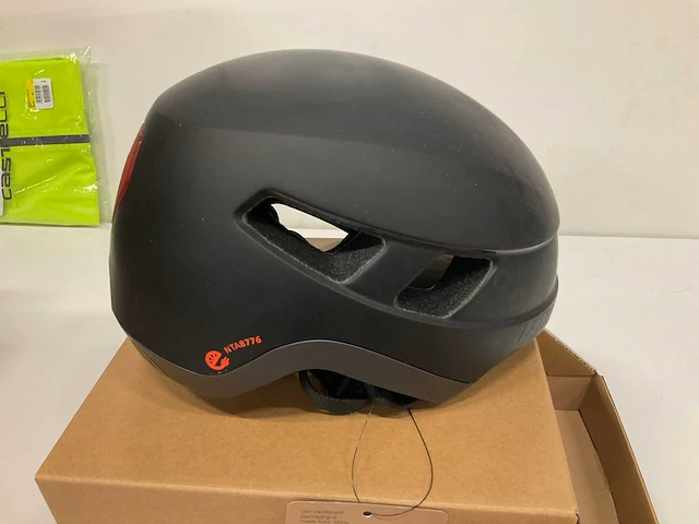 Lazer urbanize fietshelm met verlichting achter maat s - afbeelding 2 van  6