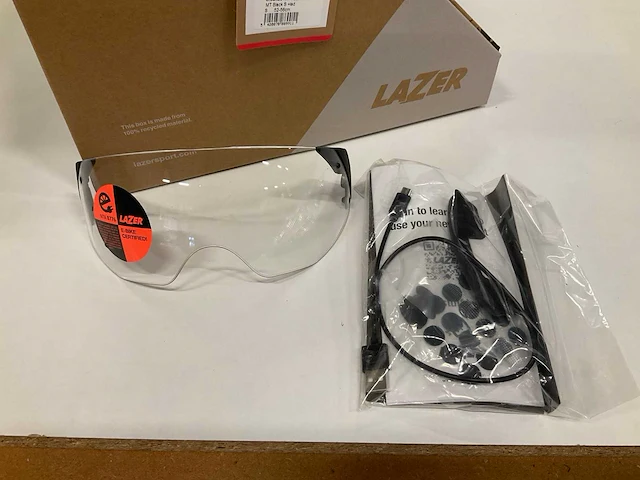 Lazer urbanize fietshelm met verlichting achter maat s - afbeelding 4 van  6