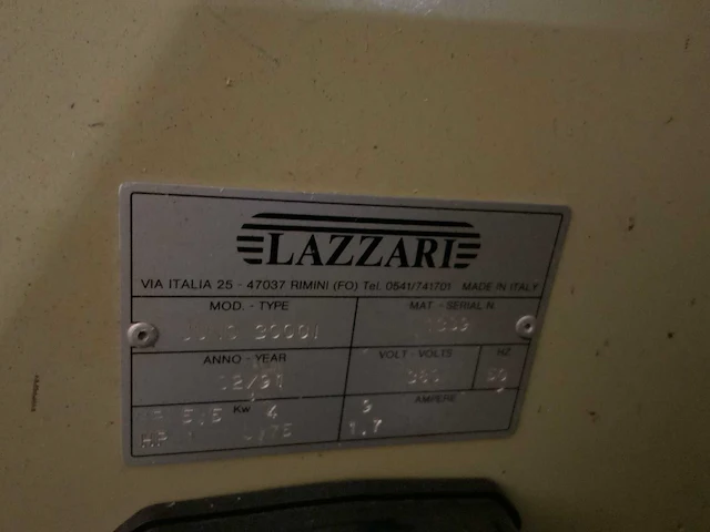 Lazzari juno 3000i formaatcirkelzaagmachine - afbeelding 7 van  7