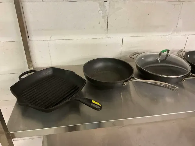 Le creuset partij pannen, 6 stuks - afbeelding 2 van  4