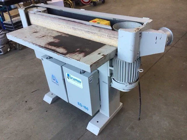 Leadtech bandschuurmachine - afbeelding 1 van  10