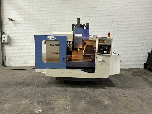 Leadwell - vmc40 - cnc-milling machine - 1997 - afbeelding 1 van  14