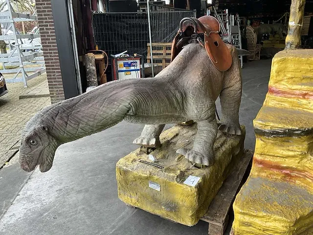 Leaellynasaurus ride - afbeelding 12 van  14