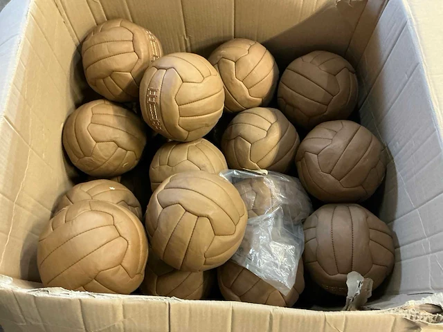 League voetbal (27x) - afbeelding 2 van  4