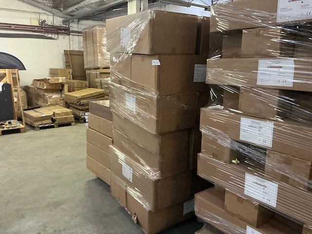 Leak-care sh24nmsr terrasverwarming met standaard (18x) - afbeelding 3 van  3