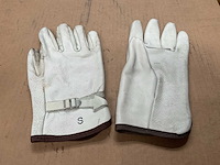Leather gloves pair (4x) - afbeelding 2 van  4