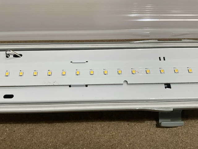 Led armatuur (50x) - afbeelding 15 van  15