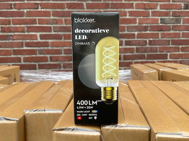 Led buislamp decoratief - 4,9w 2200k e27 (3159x) - afbeelding 1 van  8