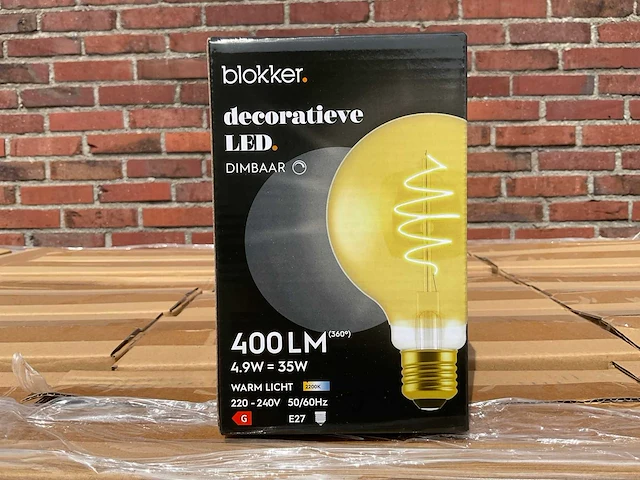 Led globe decoratief - 4,9w 2200k e27 (375x) - afbeelding 1 van  8