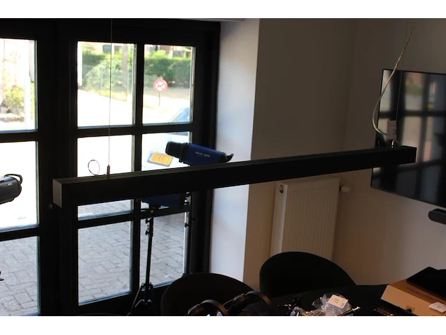 Led hanglamp breedte 142 cm. - afbeelding 2 van  2