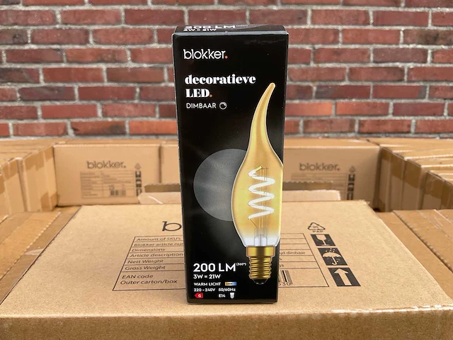 Led kaars decoratief goud - 3w 2200k e14 (2734x) - afbeelding 1 van  8