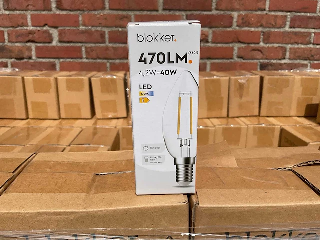 Led kaars helder - 4,2w dimbaar e14 (991x) - afbeelding 1 van  8