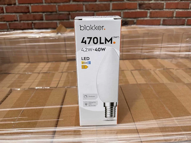 Led kaars mat - 4,2w 2700k e14 (664x) - afbeelding 1 van  8