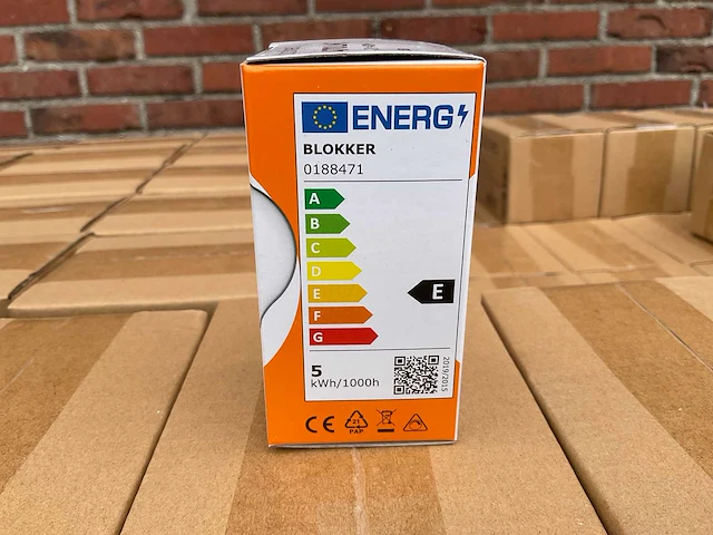 Led kogel lamp helder - 4,2w 2700k e14 (901x) - afbeelding 5 van  8