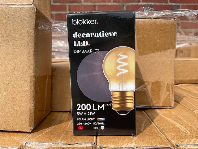 Led kogellamp decoratief - 3w 2200k e27 (4640x) - afbeelding 1 van  8