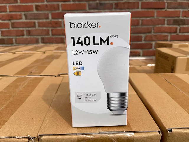 Led kogellamp mat - 1,2w 2700k e27 (1932x) - afbeelding 1 van  8