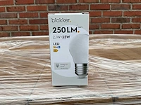 Led kogellamp mat - 2,1w 2700k e27 (2064x) - afbeelding 1 van  8