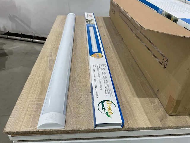 Led lamp 120 cm (30x) - afbeelding 4 van  9