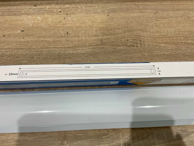 Led lamp 120 cm (30x) - afbeelding 8 van  9