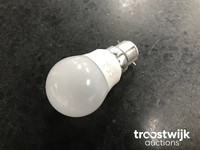 Led lamp - afbeelding 2 van  5