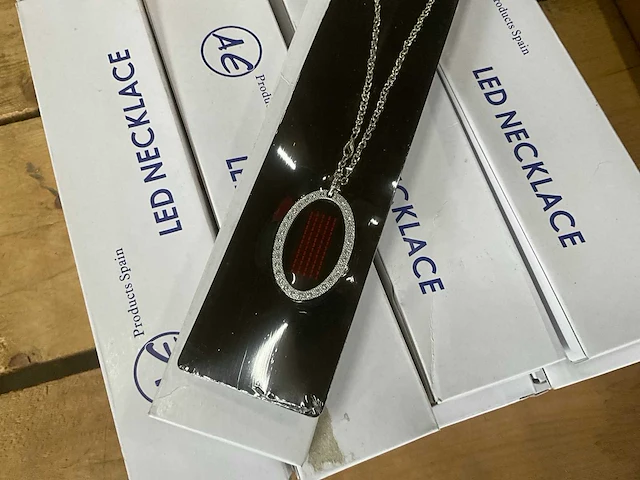 Led necklace sy-255 colliers & kettingen (20x) - afbeelding 2 van  3