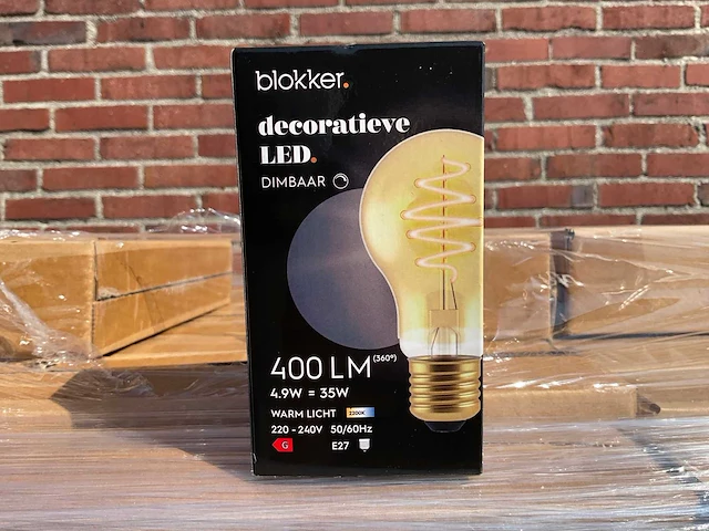 Led peer decoratief - 4,9w dimbaar e27 (2070x) - afbeelding 1 van  8
