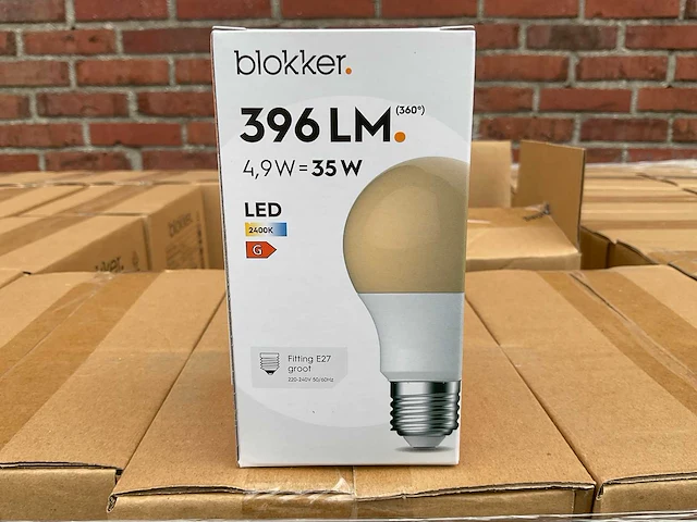 Led peer flame - 4,9w 2400k e27 (838x) - afbeelding 1 van  8