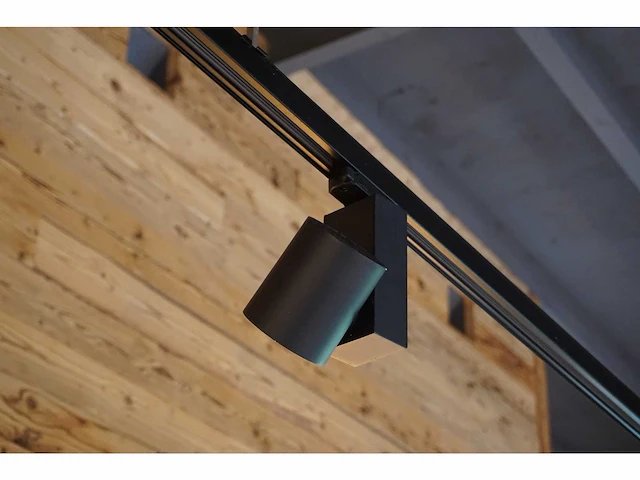Led rails 27m met 21 ledlampen - afbeelding 3 van  4