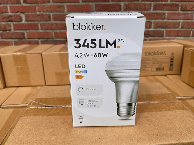 Led reflectorlamp - 4,2w 2700k e27 (456x) - afbeelding 1 van  8
