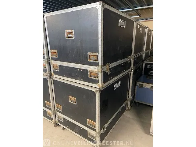 Led screen 16mm - 23²m lighthouse, r16 - afbeelding 12 van  18
