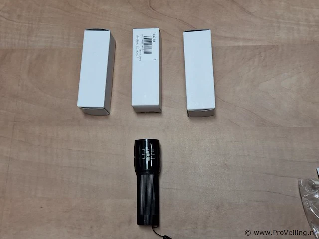 Led-zaklampen - 3 stuks - afbeelding 1 van  2