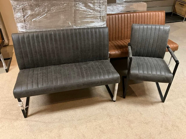 Lederen eetkamer bank + stoelen set - afbeelding 1 van  8