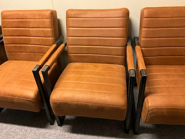 Lederen fauteuil - afbeelding 1 van  5