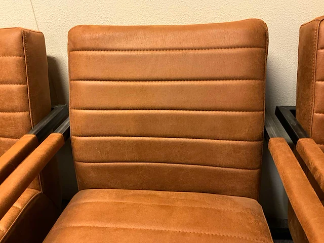 Lederen fauteuil - afbeelding 2 van  5