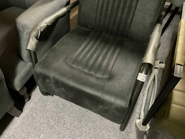 Lederen fauteuil - afbeelding 2 van  3