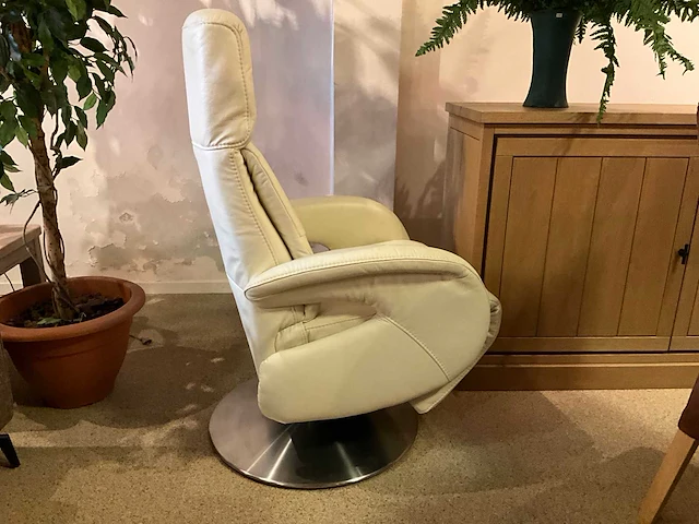 Lederen relaxfauteuil - afbeelding 4 van  8
