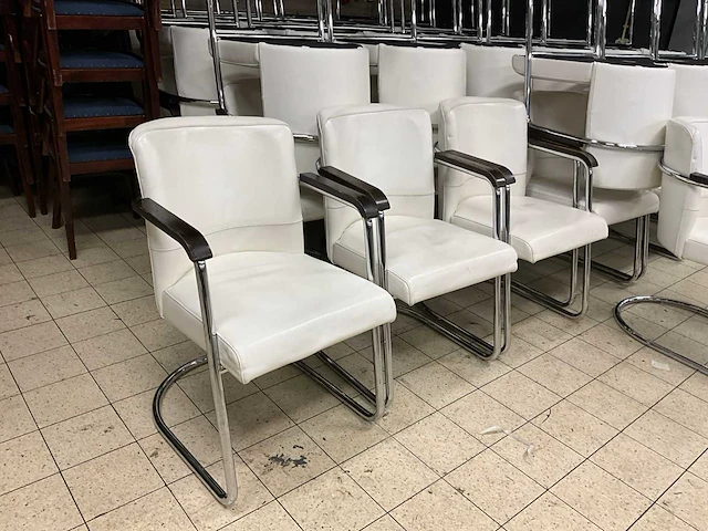 Lederen restaurantstoel (30x) - afbeelding 6 van  8