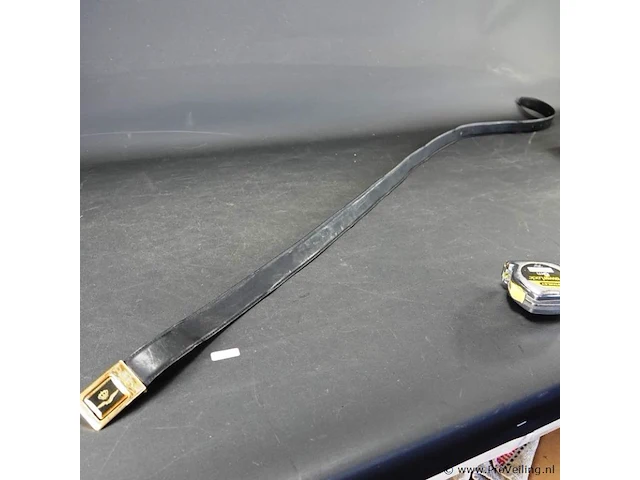 Lederen riem met belt buckle - afbeelding 1 van  3