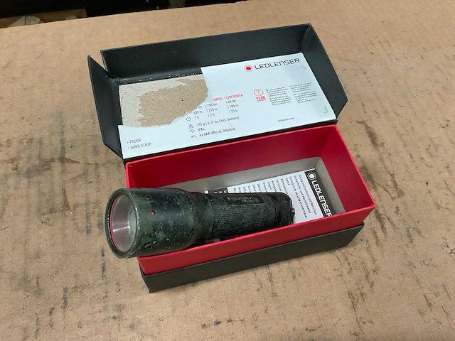 Ledlenser p7 zaklamp - afbeelding 1 van  4