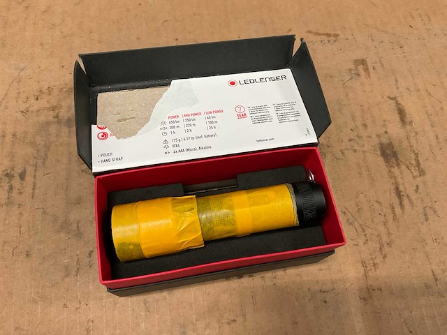 Ledlenser p7 zaklamp - afbeelding 2 van  4