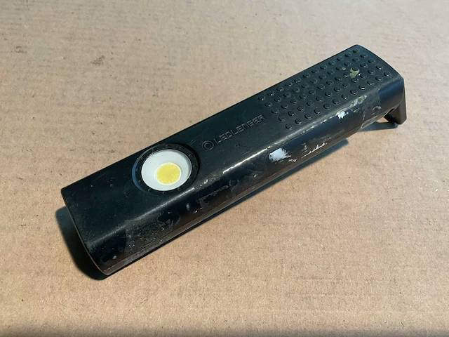 Ledlenser w5r work zaklamp - afbeelding 3 van  4